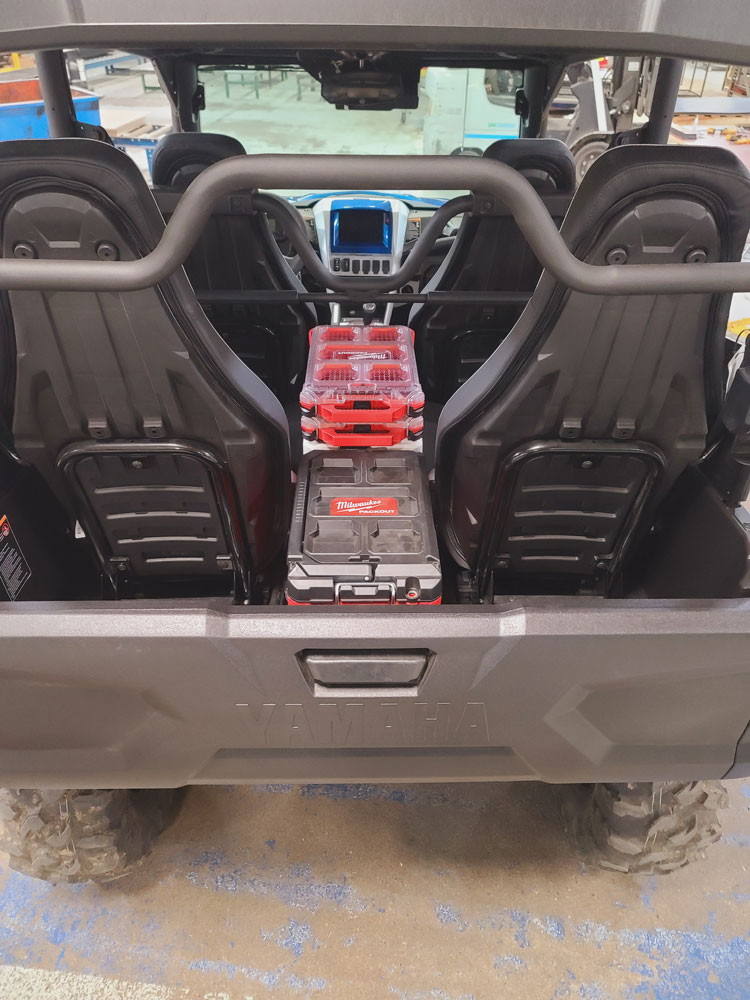 Yamaha RMAX 4 MKE pack out cleat double between seats Get Lit!