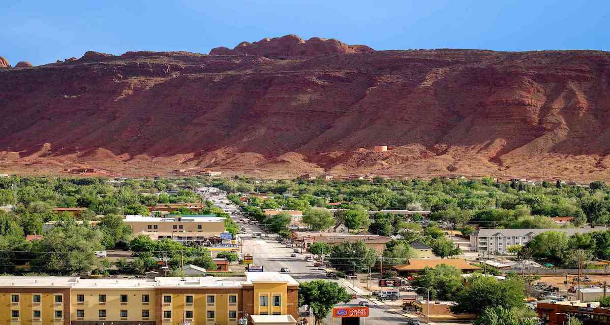5 Unique Places to Stay in Moab, Utah UP