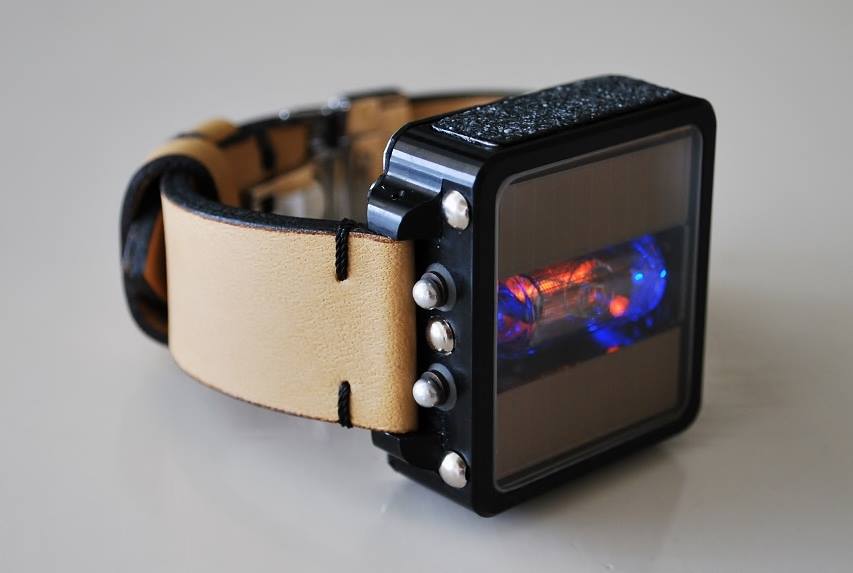 Worlds smallest Nixie watch the Kopriso Mi Esposita