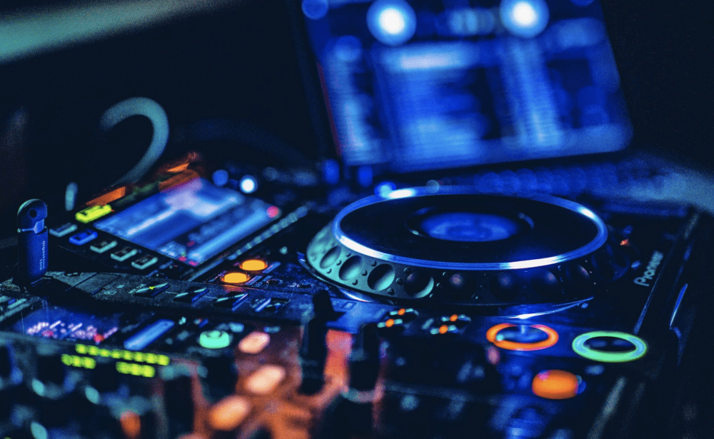 House Music BPM Producing House Tracks & 11 Other EDM Genres Unison