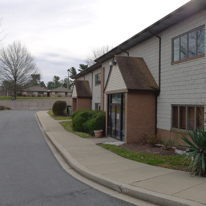 730 Old Liberty Rd Unitas Realty, LLC