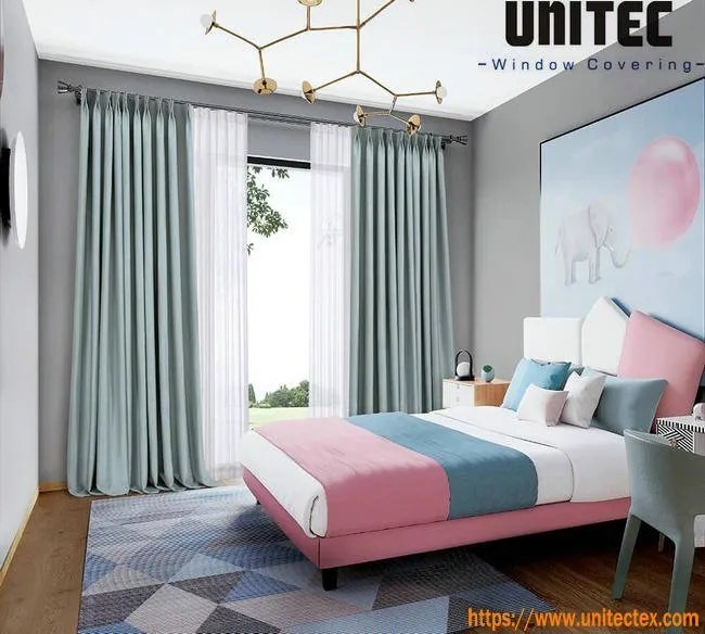 Color matching of the curtains There is a secret to matching curtains