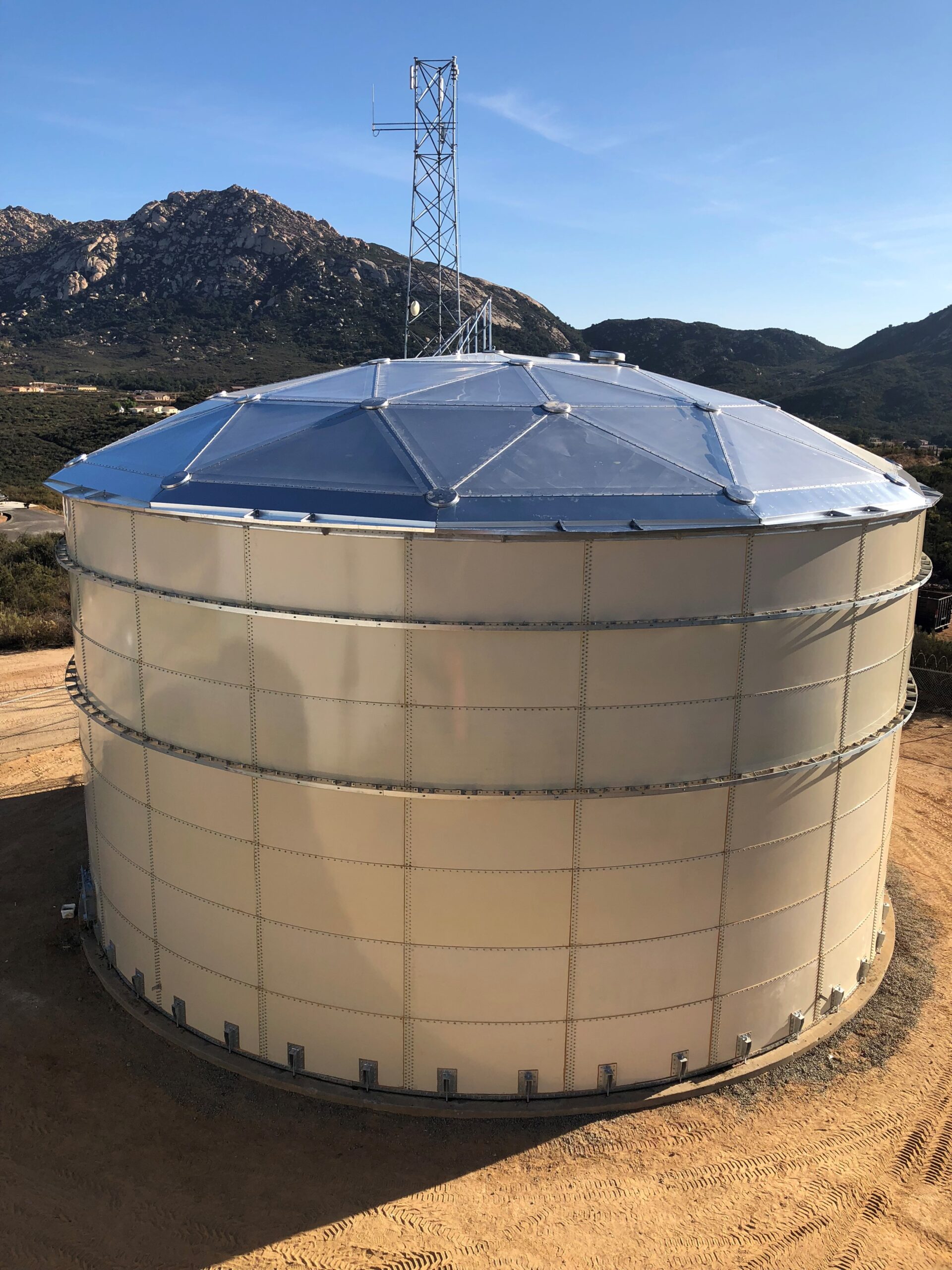Glass Fused to Steel Bolted Water Tank Barona, CA UIG Tanks United Industries Group, Inc.