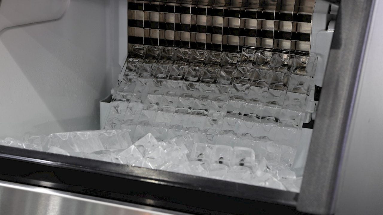 Houston Ice Machine Installation & Repair