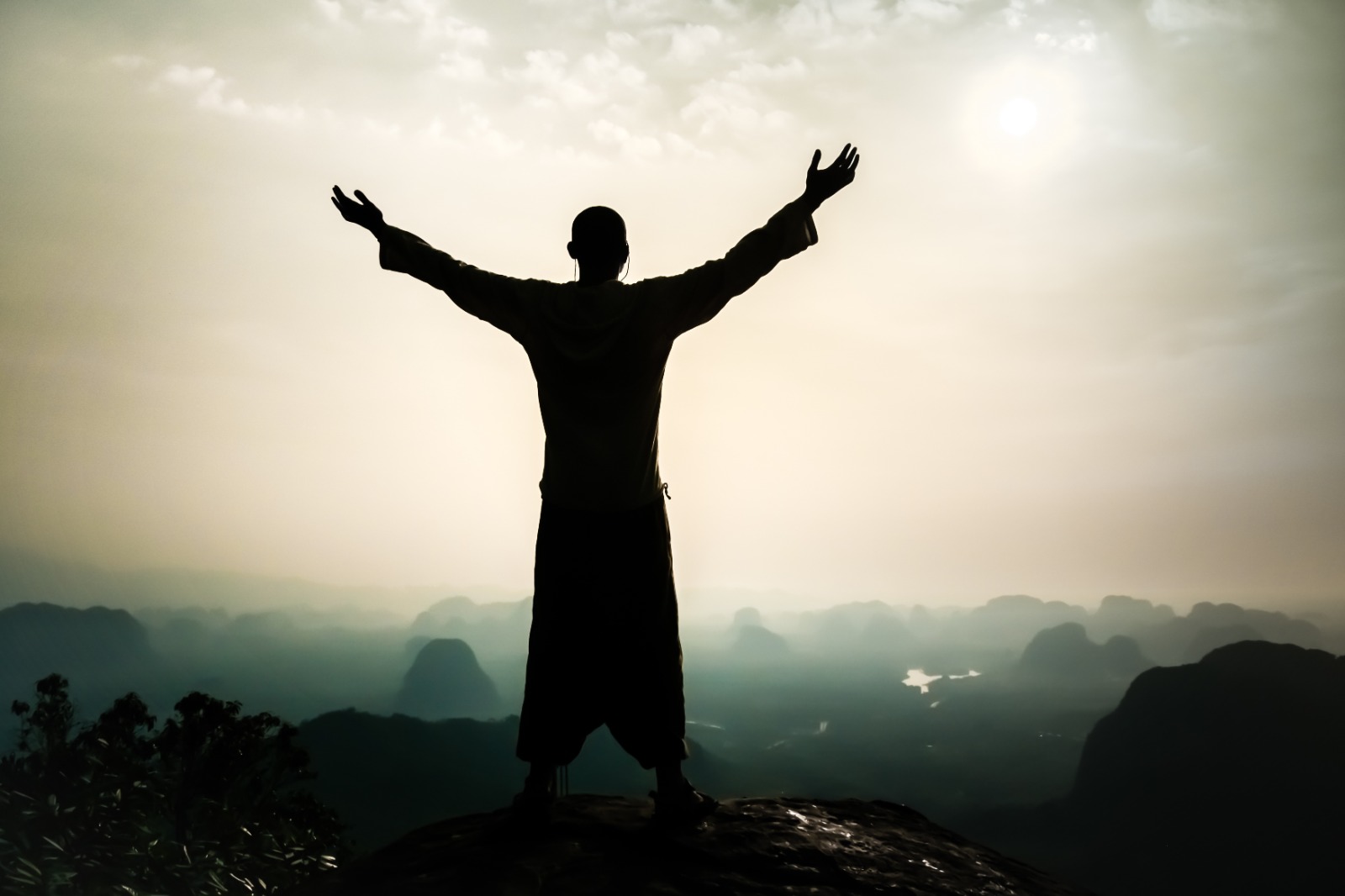 Los Doce Poderes del Hombre Unity Visión Ciencia y Fé