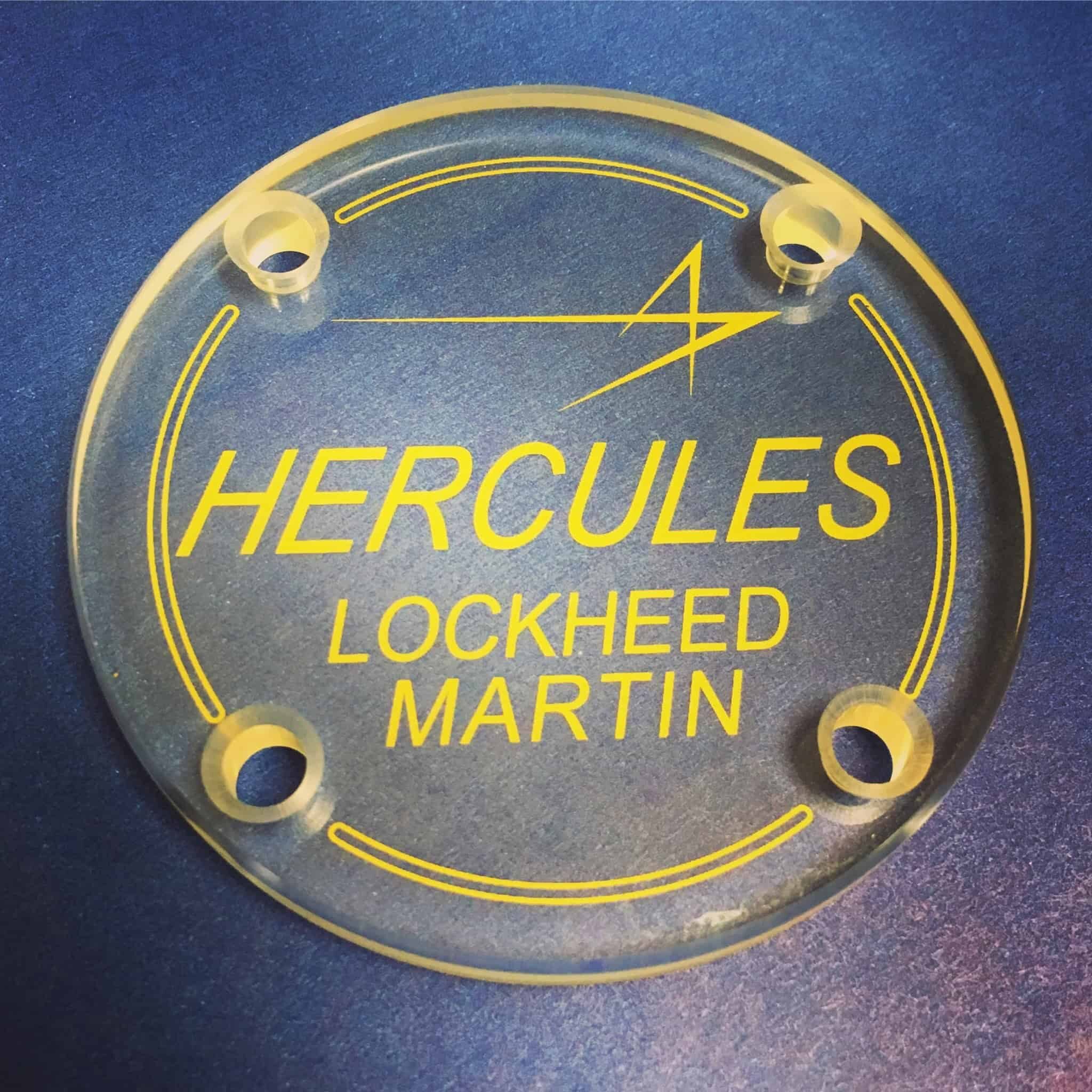 Silk Screening / Screen Printing Universal Marking Inc.