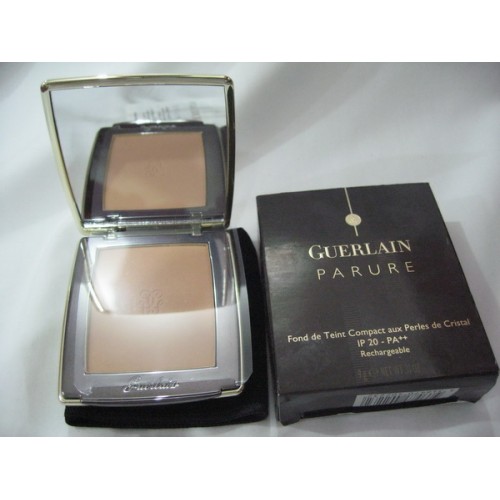 Guerlain Parure Compact Foundation with Crystal Pearls SPF 20 9G