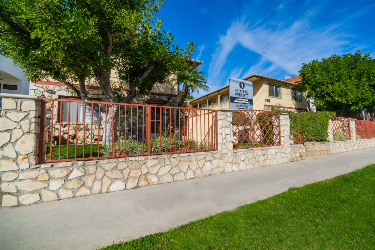 Chateau Whitsett Universe Holdings