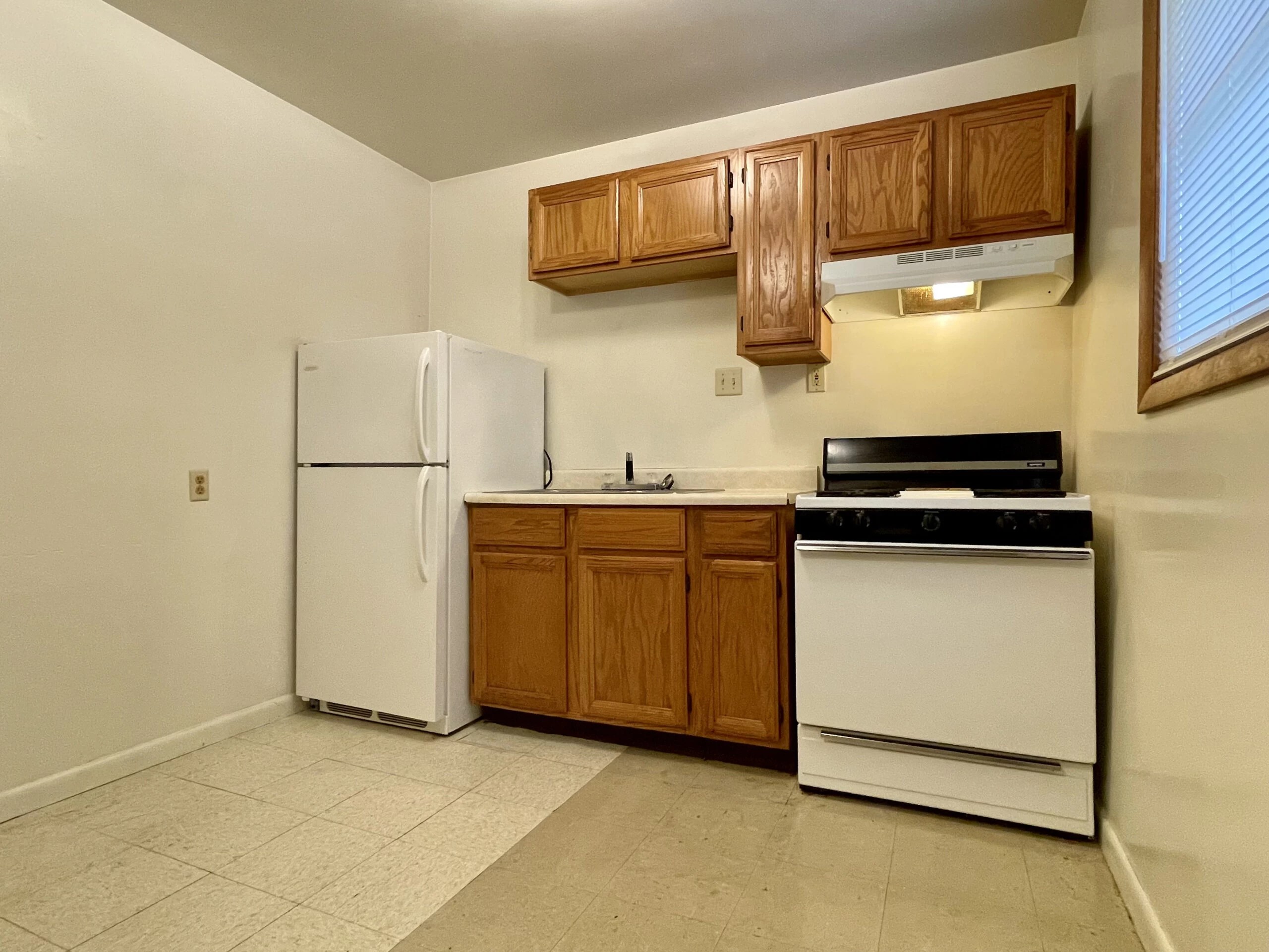 Snider Apartments University Edge 6184574422