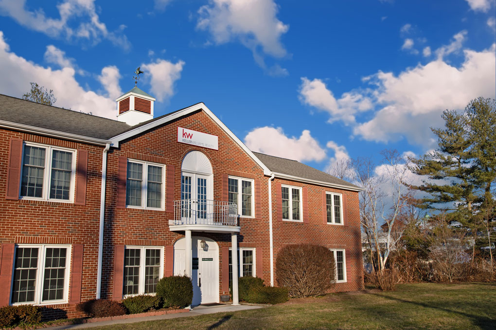 Andy Sachs & The Around Town Real Estate Team of Keller Williams