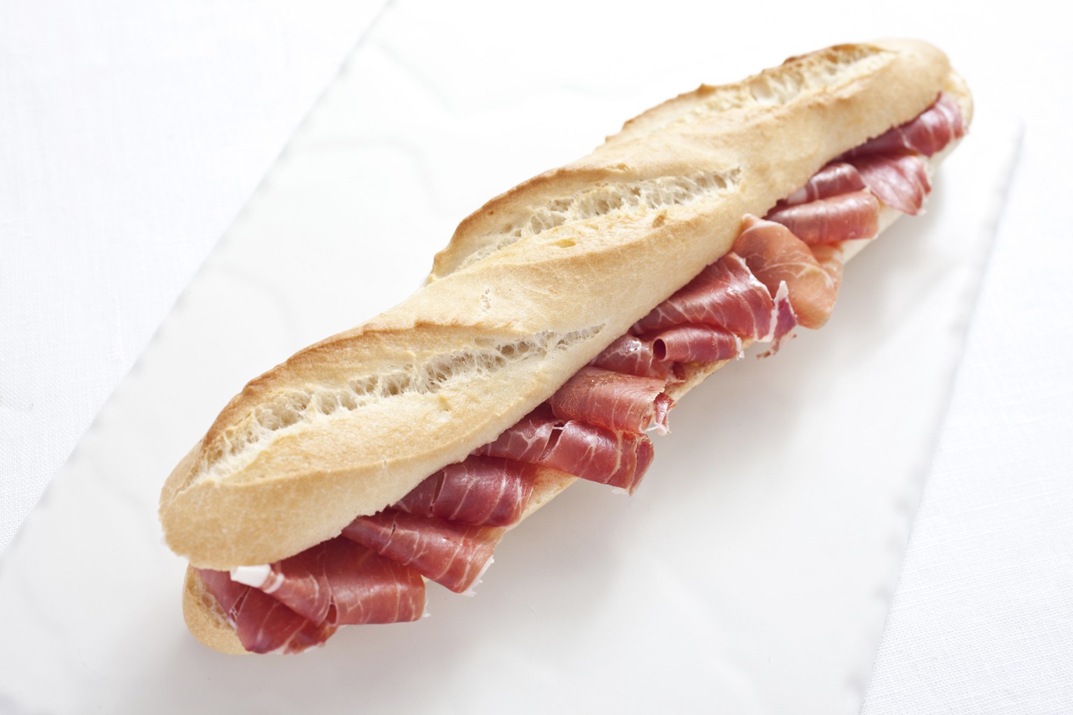 el-viajar-es-un-placer-que-se-saborea-con-jam-n-ib-rico-un-mundo-no