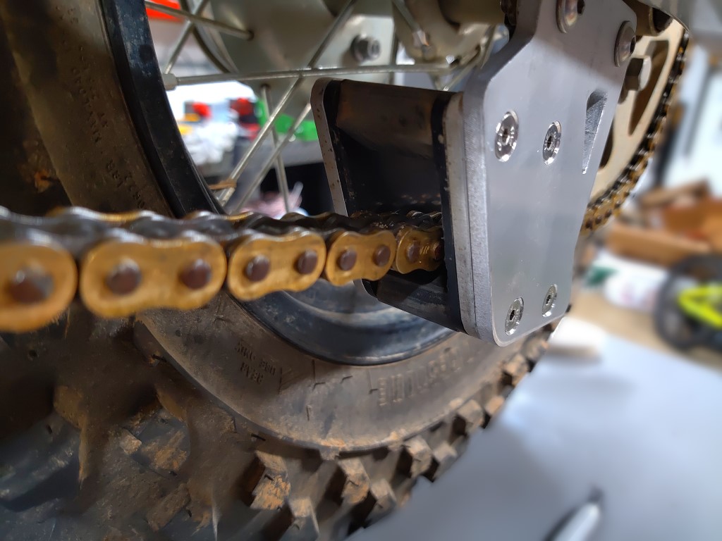 TW200 Chain Guide Unpaved Engineering