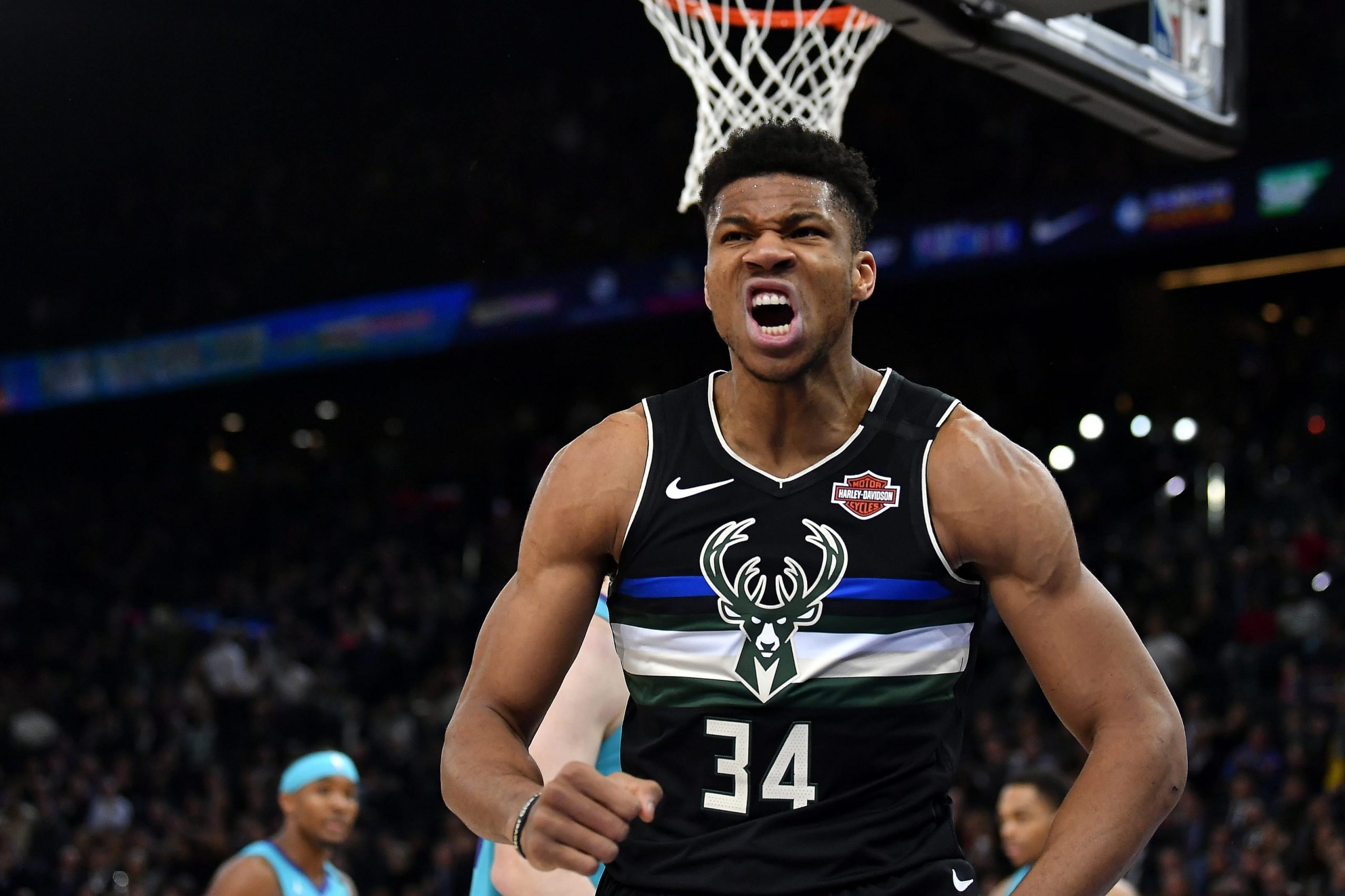 Giannis Antetokounmpo Wins NBA Defensive Player of the