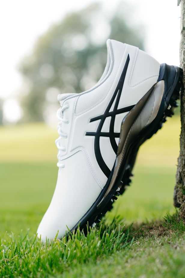 Dunlop Sports Americas Unveils New ASICS Golf Shoe The Next Tee (TNT)
