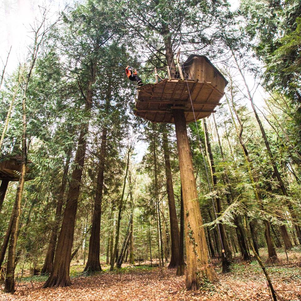 Idée weekend en France s'envoyer en l'air dans une cabane en