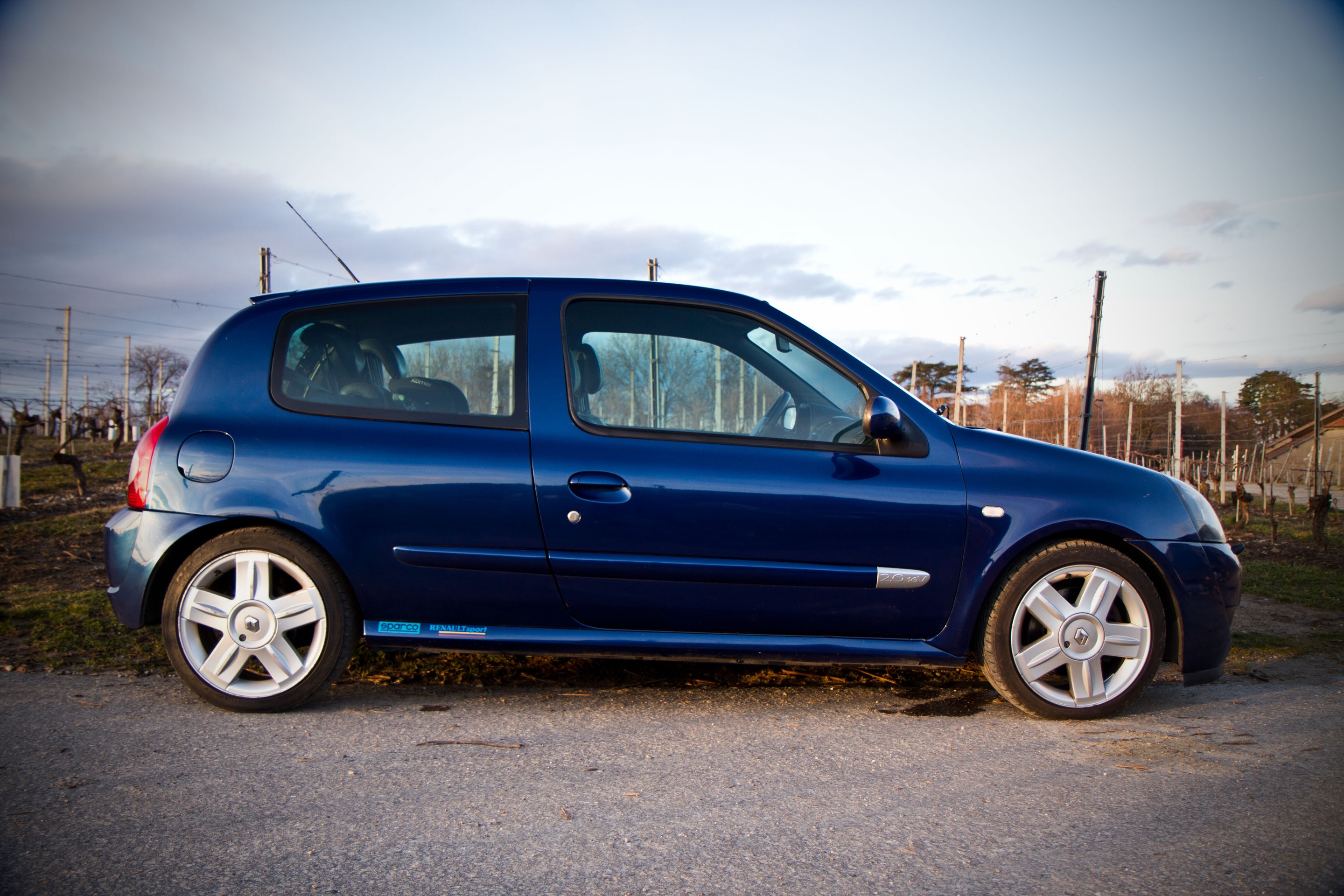 Marche arrière La Renault Clio 2 RS phase 2 Auto titre