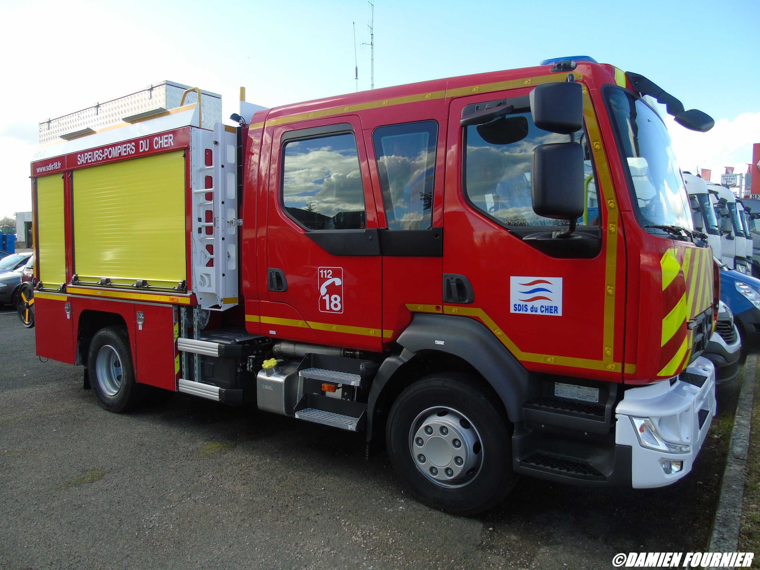 Véhicules des pompiers français Page 1853 Auto titre