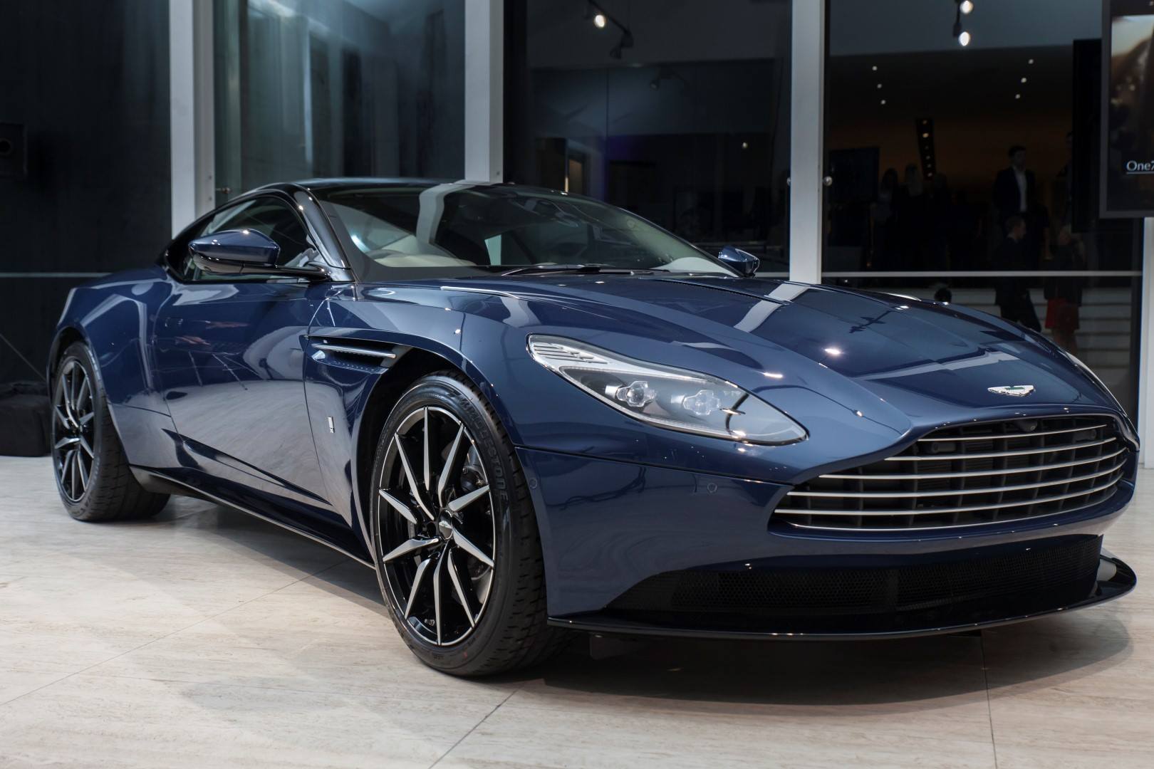 Aston Martin DB11 (Coupé et Volante) [2016 20xx] Page 8 Auto titre