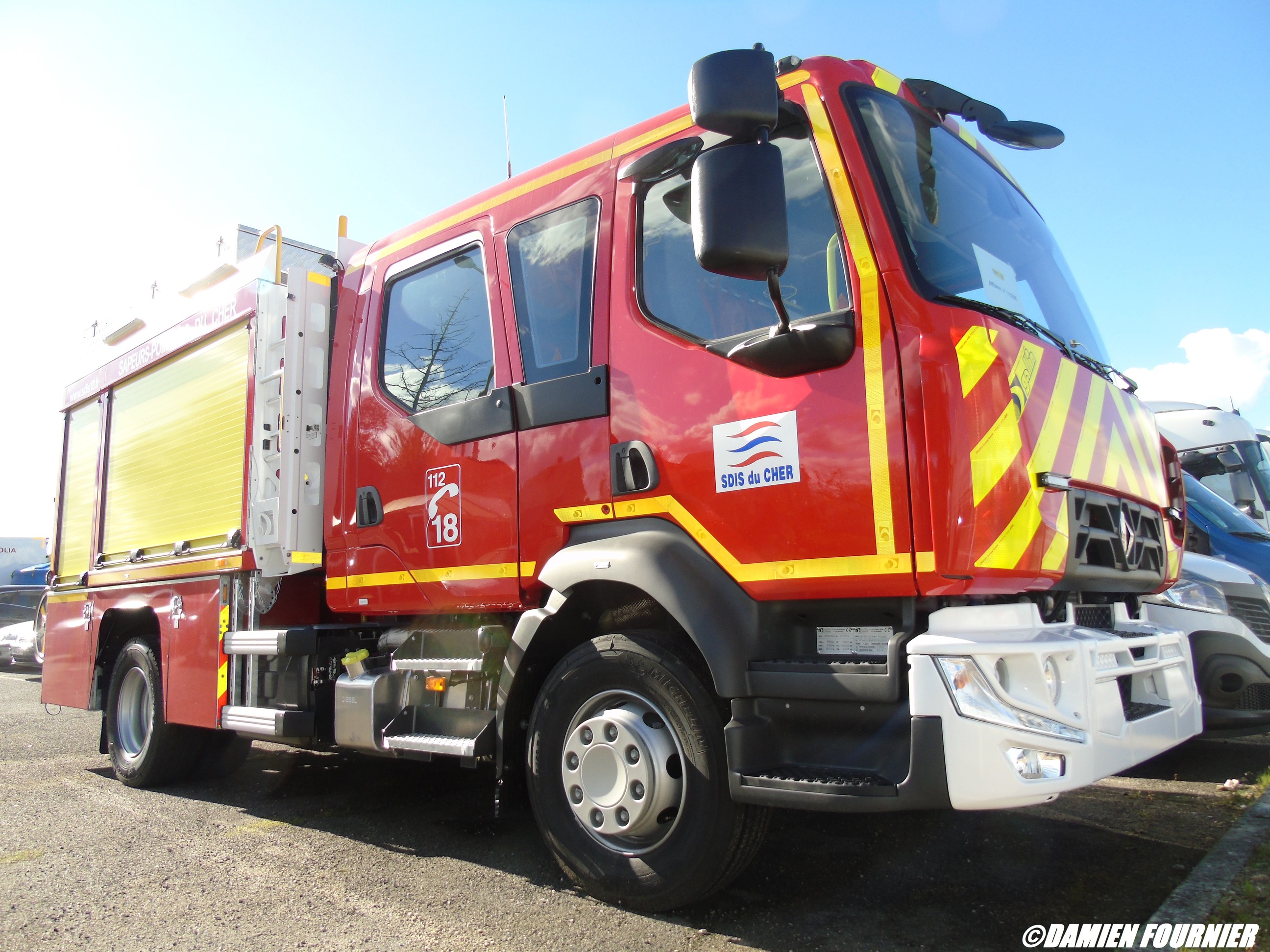 Véhicules des pompiers français Page 1853 Auto titre