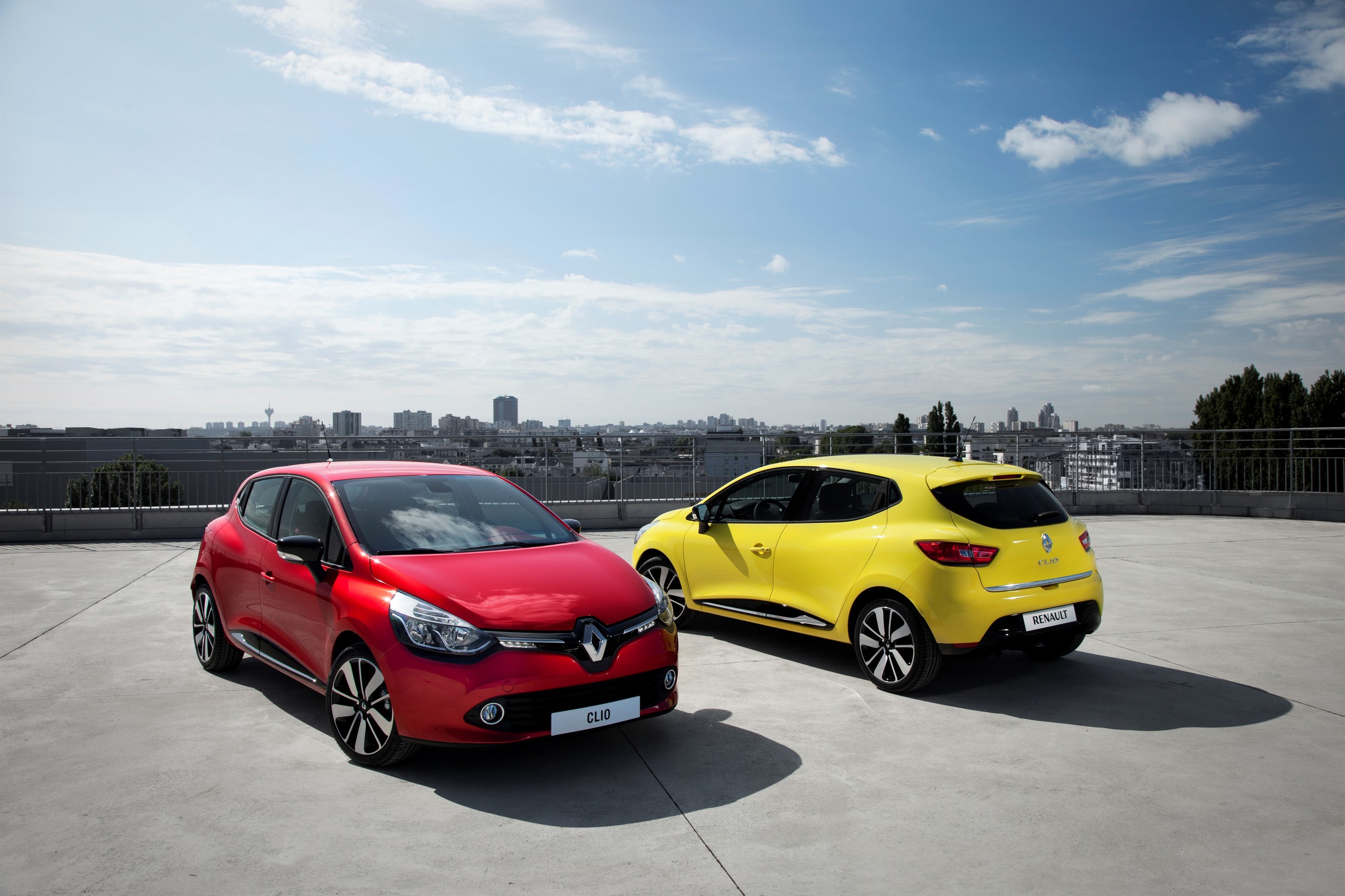 Fiche technique Renault Clio IV TCe 90 Auto titre