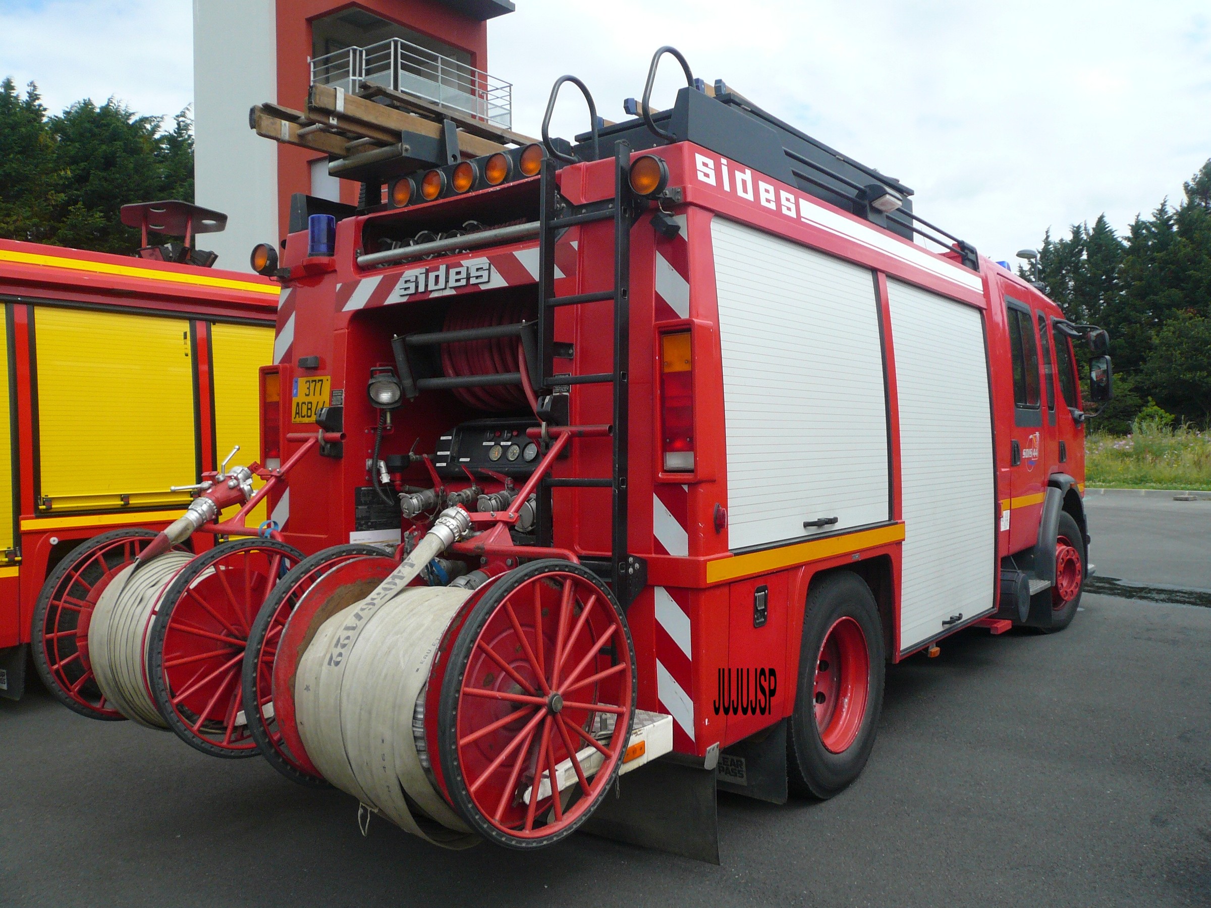 Véhicules des pompiers français Page 1202 Auto titre