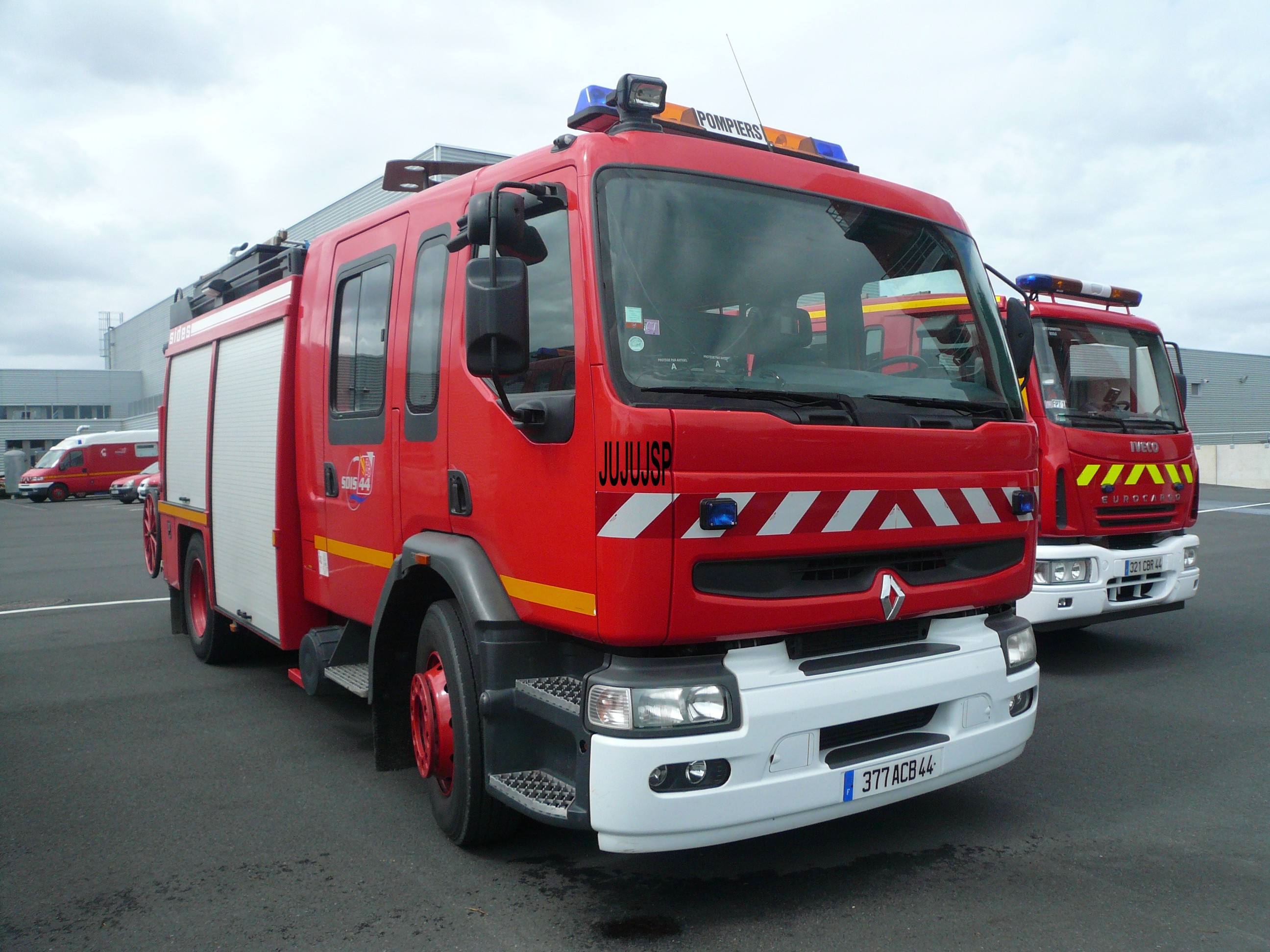 Véhicules des pompiers français Page 1202 Auto titre