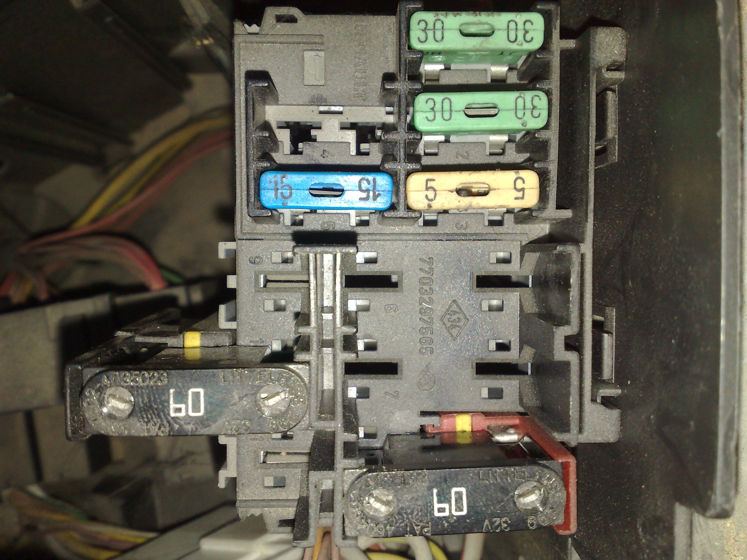 [REGLE] Kangoo ne demarre plus après changt de demarreur