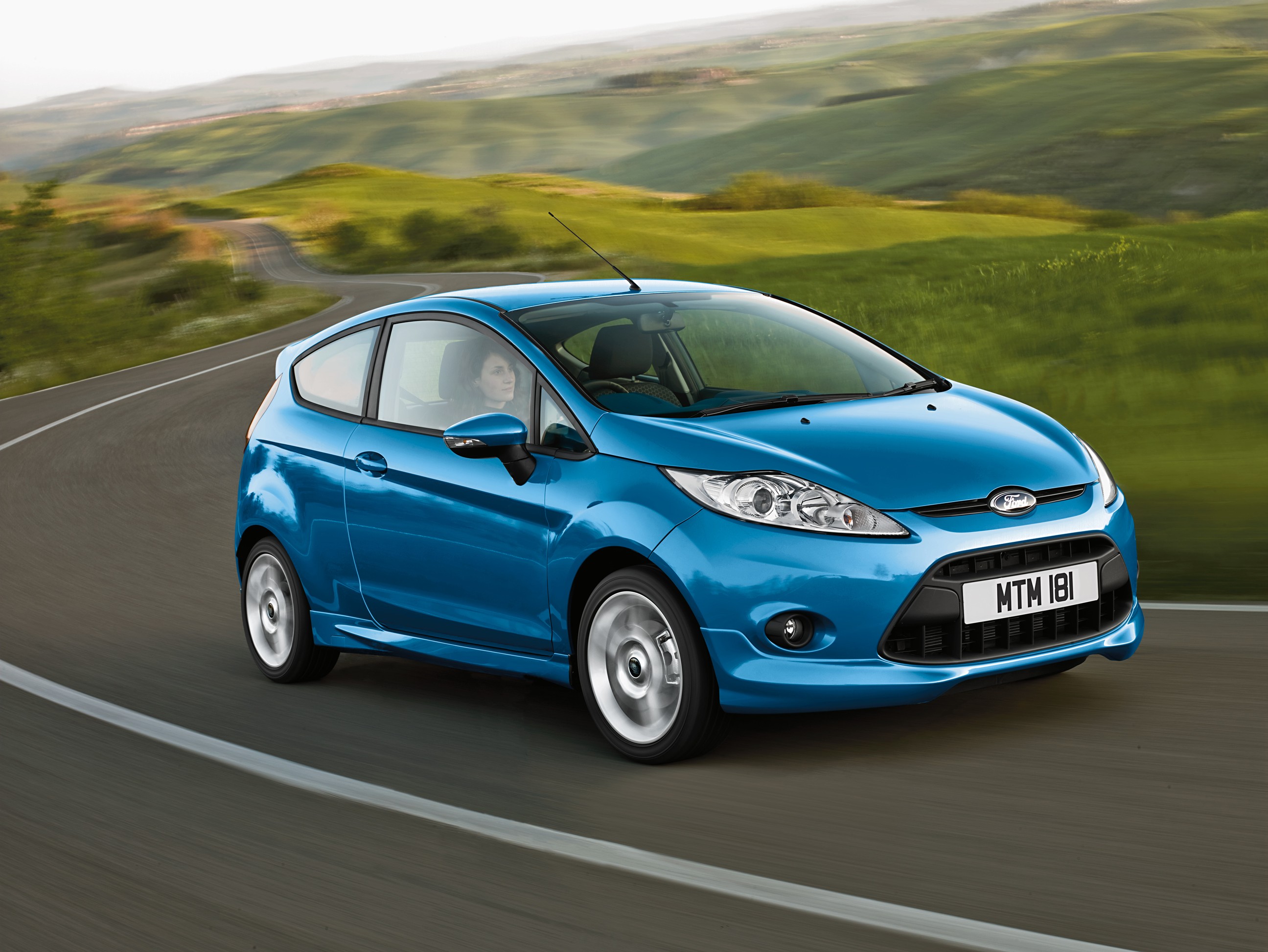 Fiche technique Ford Fiesta VI Auto titre