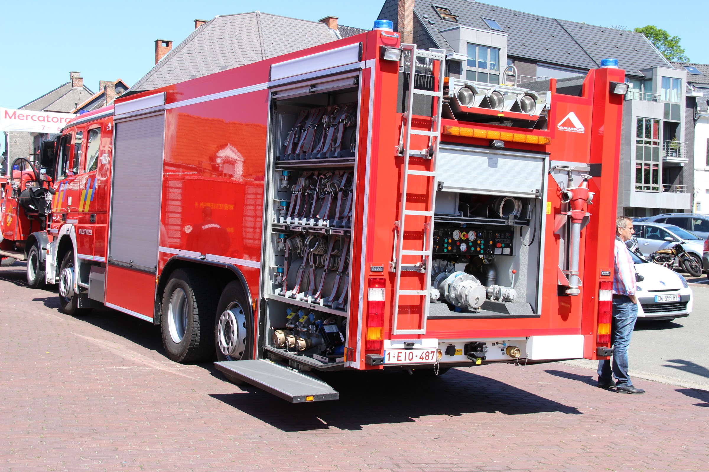VÃ©hicules de pompiers du monde entier. Page 221 Auto titre
