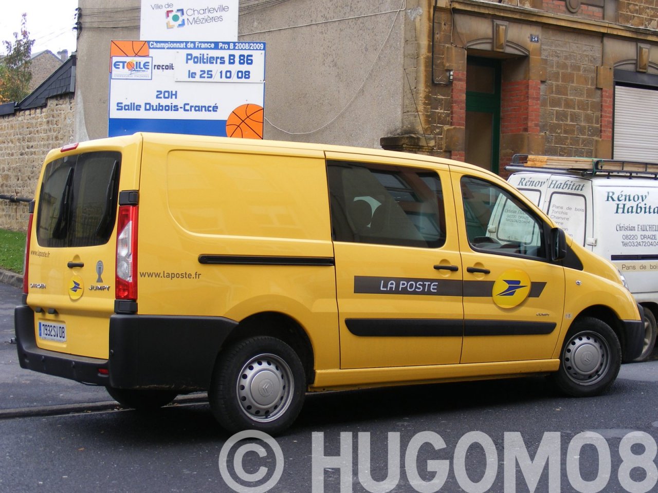 Véhicules de la poste Page 3 Auto titre