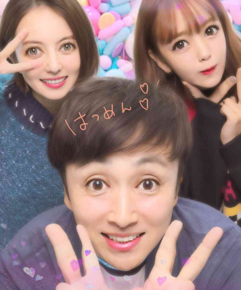 藤田ニコル、ベッキー＆アンジャッシュ児嶋一哉との“異色”プリクラ公開「激盛れ」「可愛い」と反響 ガールズ