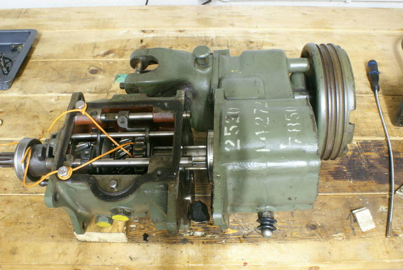 Jeep Willys MB USED A1510 Transfer case main shaft shaft gear G503