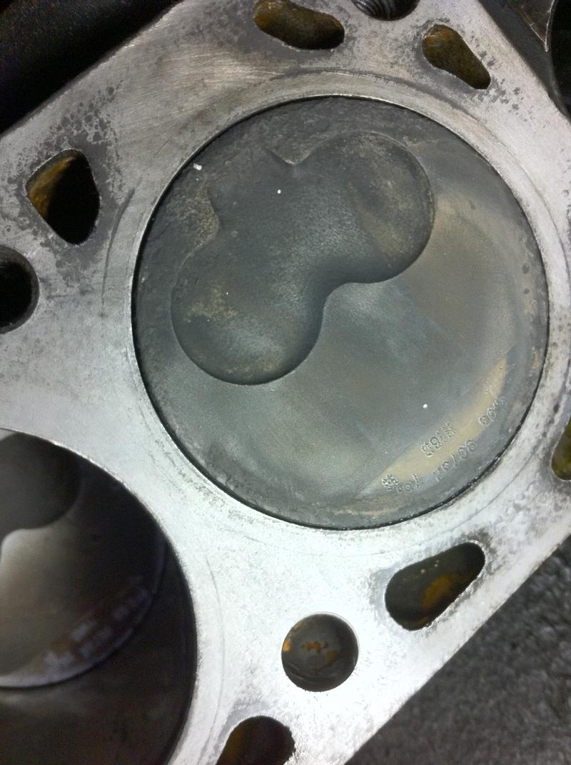 Zylinderkopf gerissen