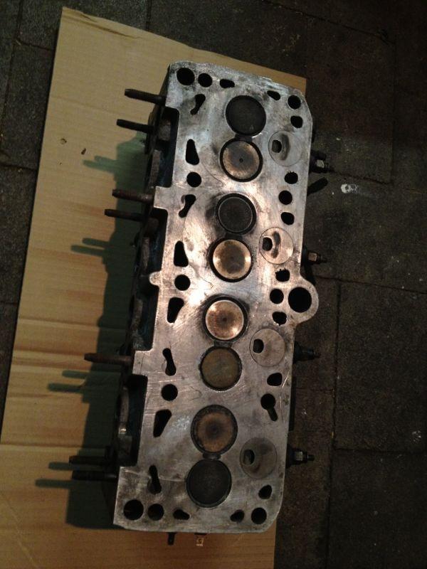 Zylinderkopf gerissen