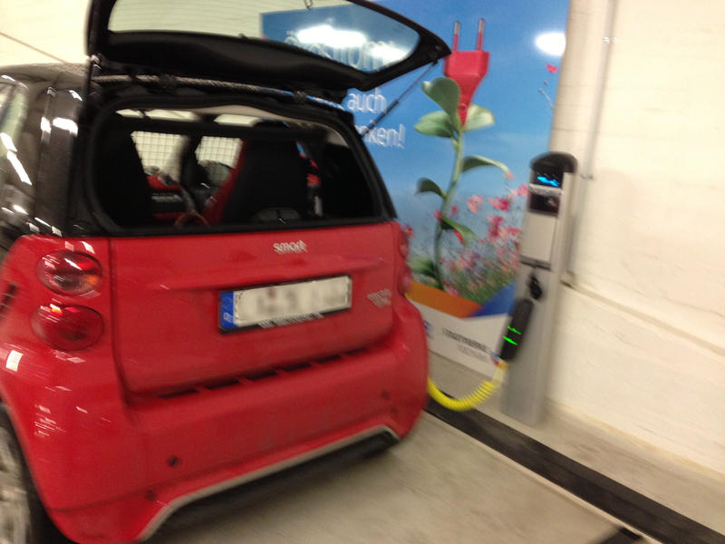 Smart ED Gratis Parken und Laden fortwo ed Laden, Ladeequipment