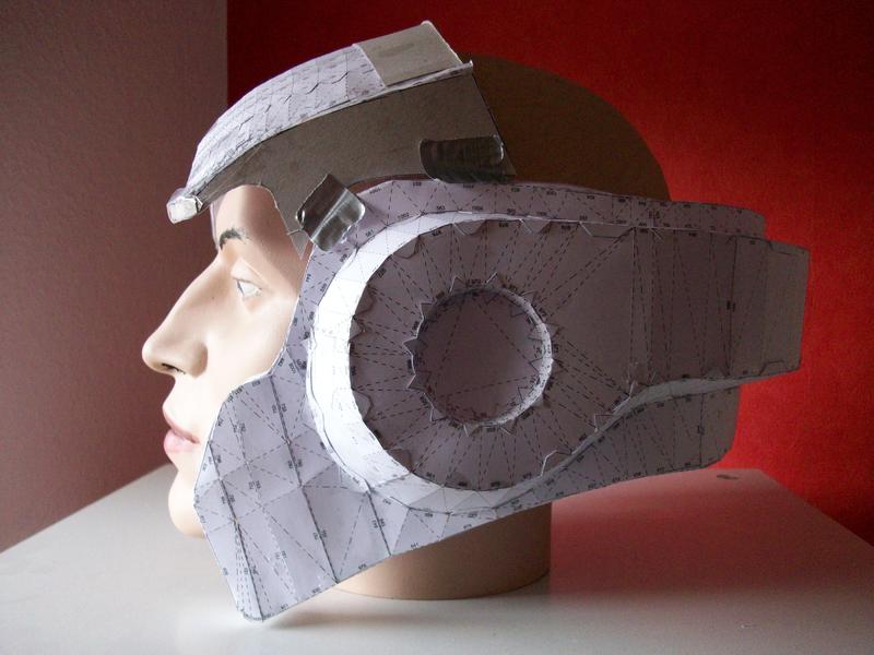 AWing Pilot Helmetfrom Pepakura to Vacfoam