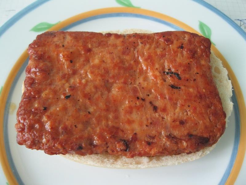 Maple Flavor PORK SAUSAGE PATTY with German “Brötchen”