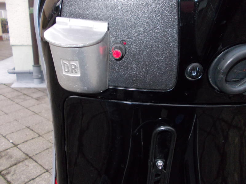 Modern Vespa Cup holder
