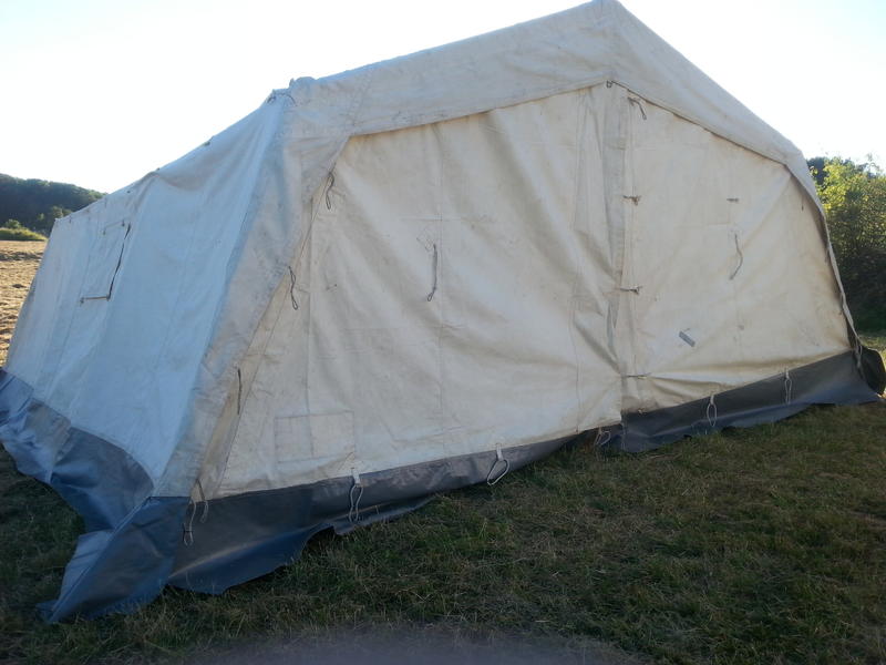 SG 30 MANNSCHAFTSZELTE 6*5 METER Suche & Biete Militärfahrzeugforum