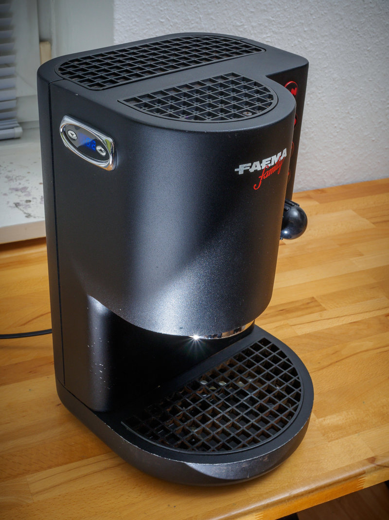[Verkauft] Faema Family Maschine mit PID, Zubehör