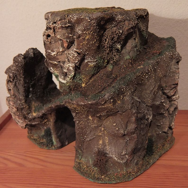 Gebäude, Figuren und Fertiggelände » Heki Nr. 507 Berg mit Tunnel