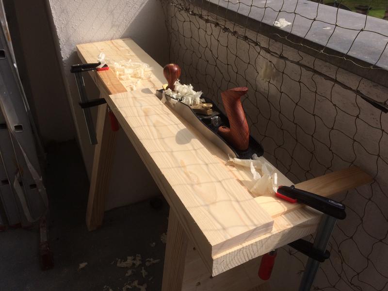 Topic Sawhorse as makeshift workbench for the balcony? Woodworking