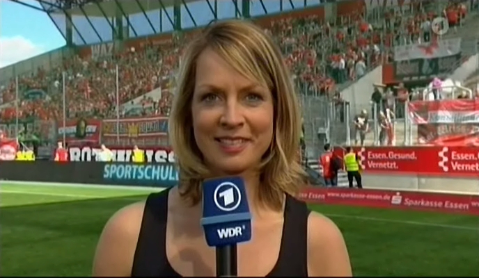 Jessy Wellmer bei der ‘Sportschau Finaltag der Amateure‘ im Ersten am