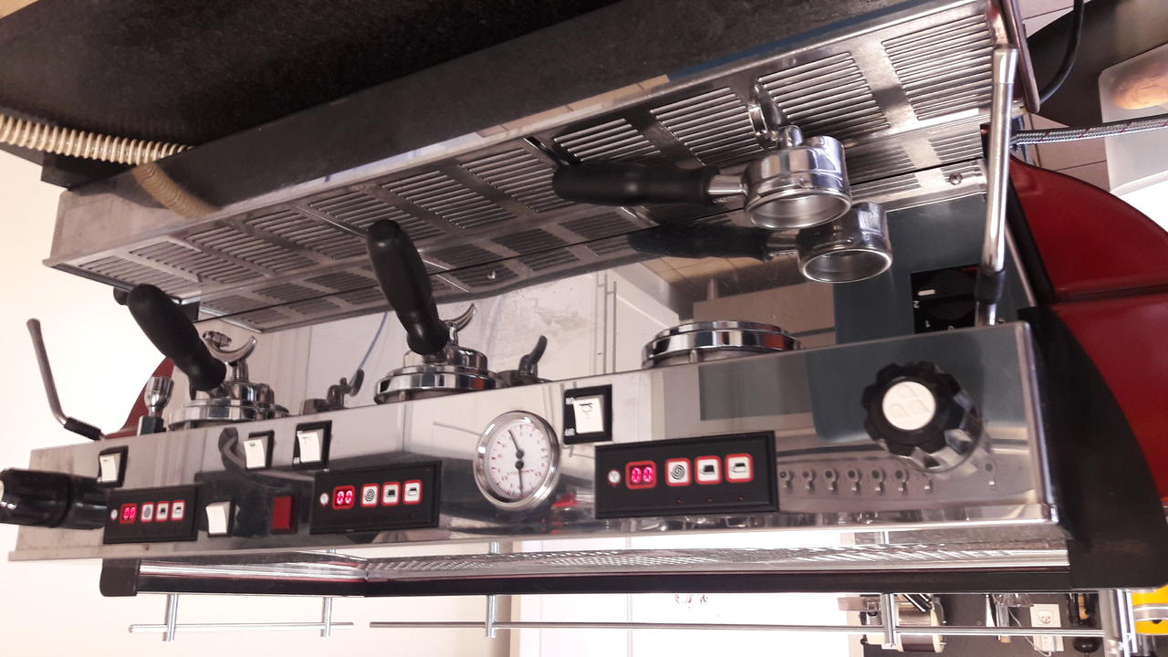 [Verkaufe] La Marzocco FB70 (3group)