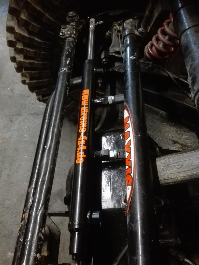 self centering rear steer cylinder Page 5 Pirate 4x4