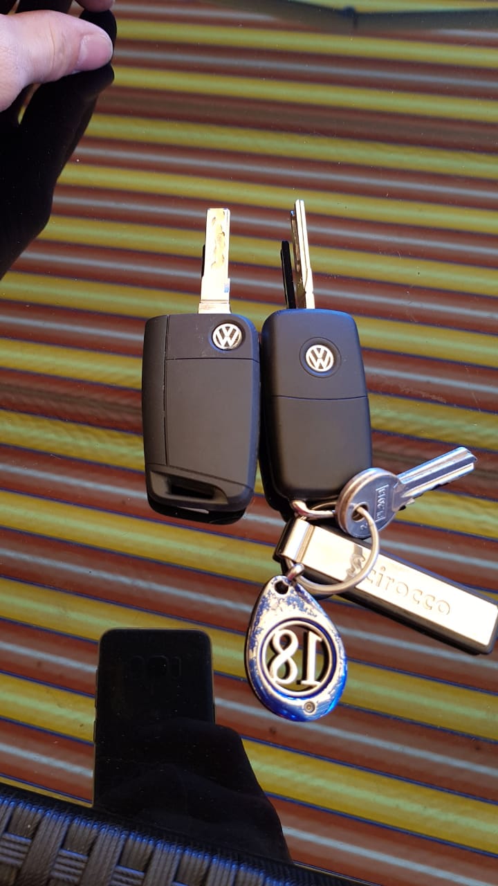 traurig Wo Abhängigkeit golf 7 schlüssel im auto vergessen Kreisförmig