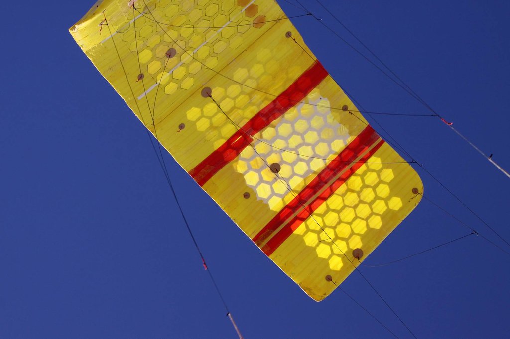 High Pressure kite by Bruno Legaignoux Page 3