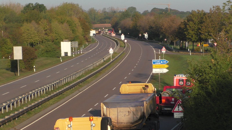 Vollsperrung der B80 in Höhe Nietleben vom 4.7. Oktober