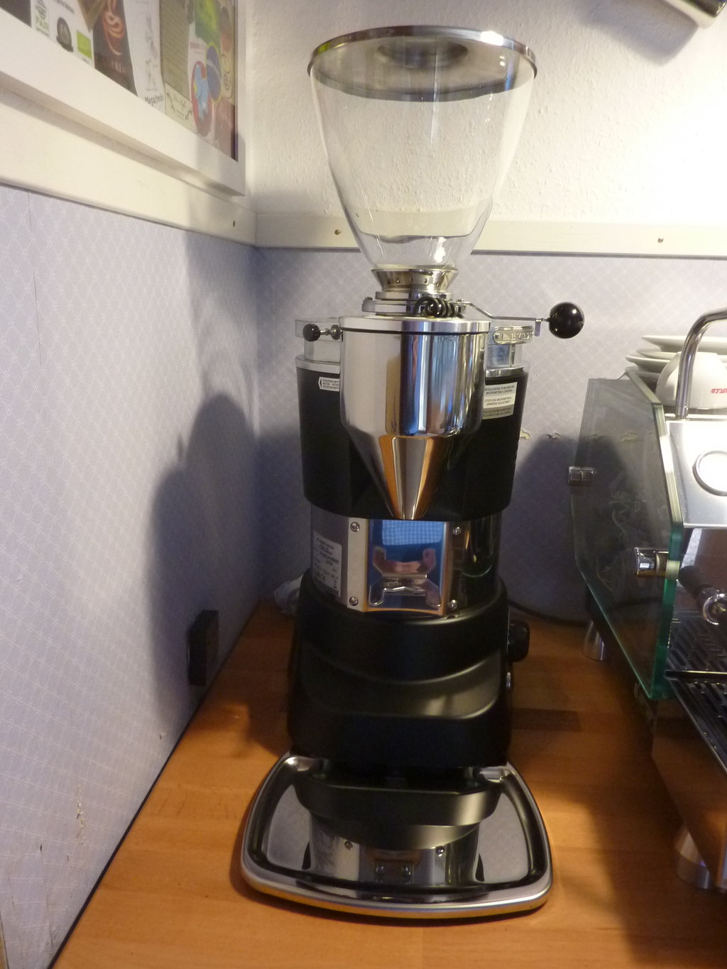[Verkauft] La Marzocco Vulcano, konische Espressomühle, neuwertig