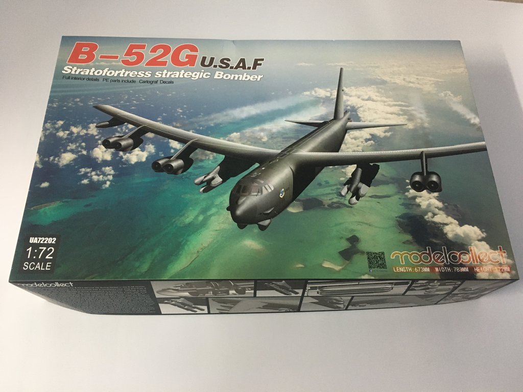 Boeing B52 G 580164 „SAC Time“ Modelcollect 1/72 Airwingmodels